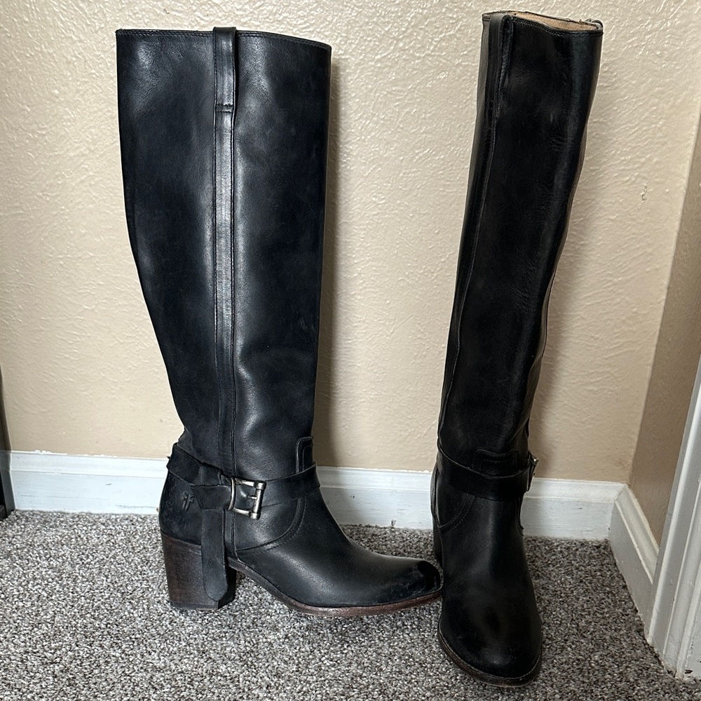 Frye Black Leather Heeled Boots
